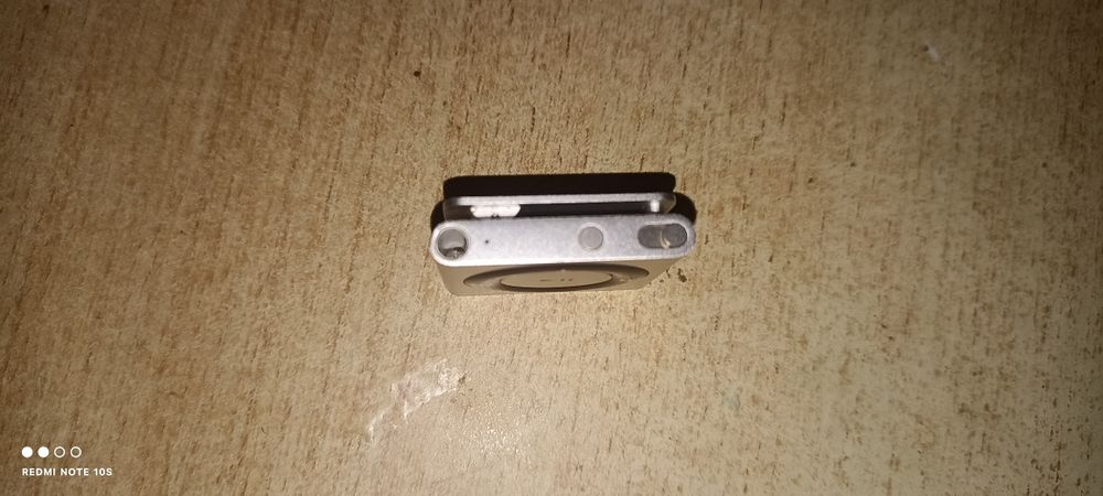 Apple iPod shuffle 4th generation