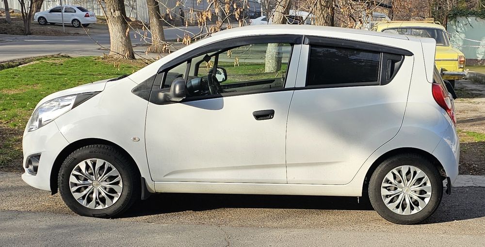 Chevrolet Spark 2013 yil