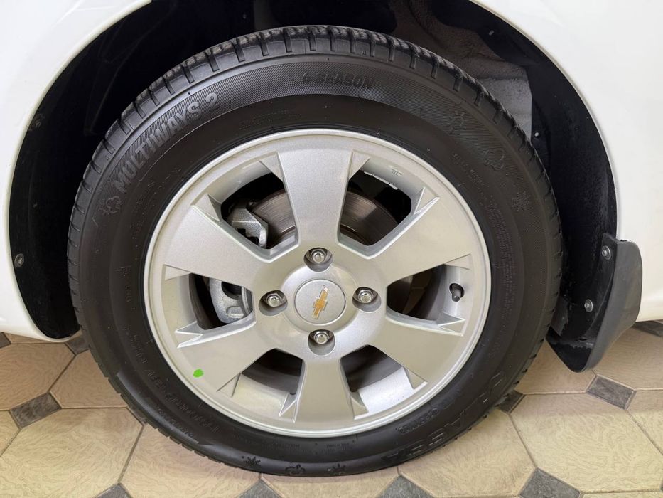 Lassa balon sotiladi