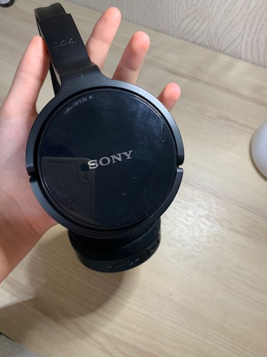 наушники Sony MDR-RF811R