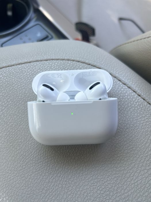 Casti AirPods Pro