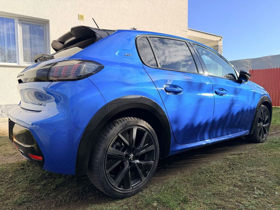 Peugeot 208 Peugeot 208 GT 2021 | 1.2 PureTech 130 CP (96 kW) | EAT8