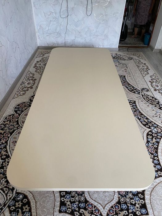 Овальный стол/8а776а648а30а00