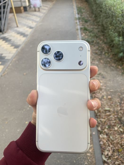 Iphone 17 Pro Max/256gb/100%