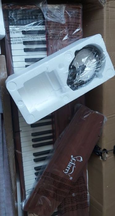 Clavertura electronica semi- ponderala glarry  cu 88 taste noua