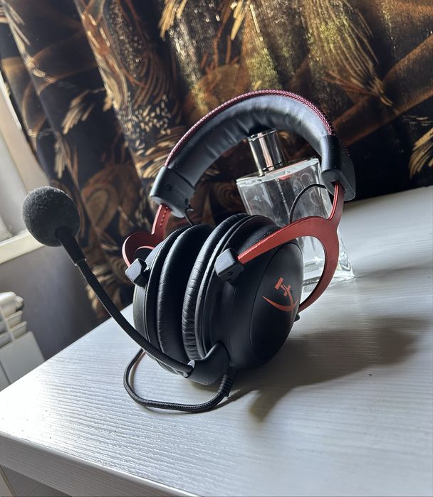 HyperX Cloud III Геймърски Слушалки