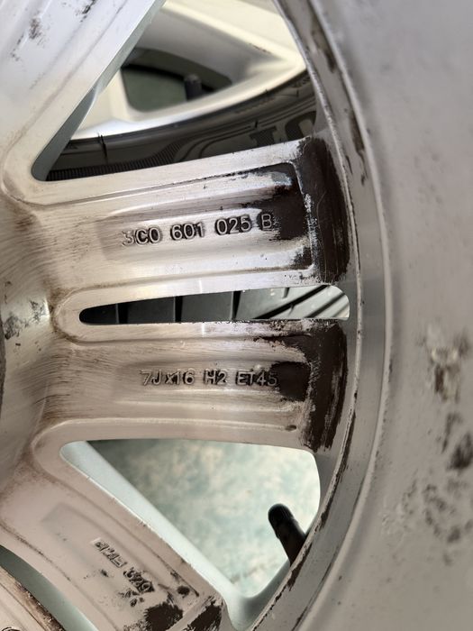 Roti/ jante aliaj R16 originale VW Passat B6 205/55/16 vara