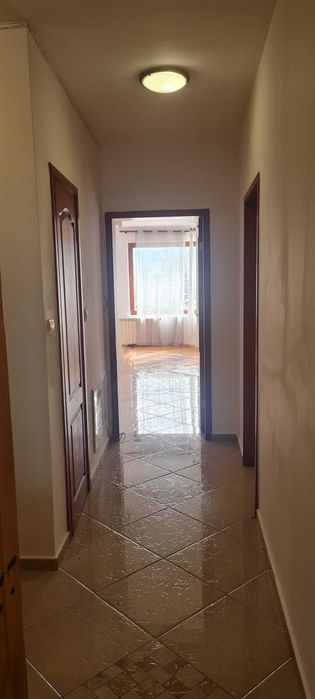 Дава се под наем Тристаен апартамент в София, Лагера - 123 кв.м за 700 € - Снимка #3