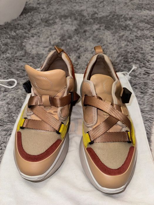 Chloé Sonnie low-top sneakers in a "Maple Pink"