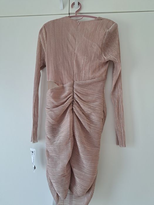 Rochie roz pudră, mulată