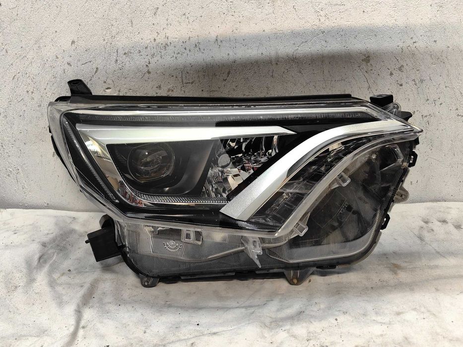 Оригинален фар Тойота Рав 4  Toyota Rav 4  Full Led