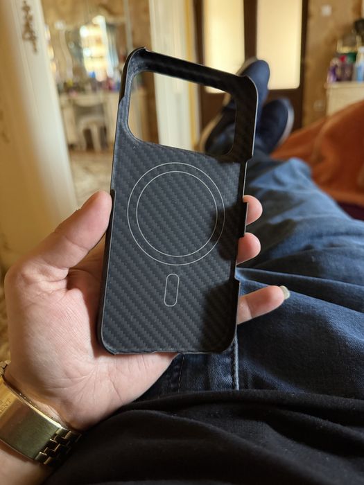 husa pentru iphone 17 pro carbon