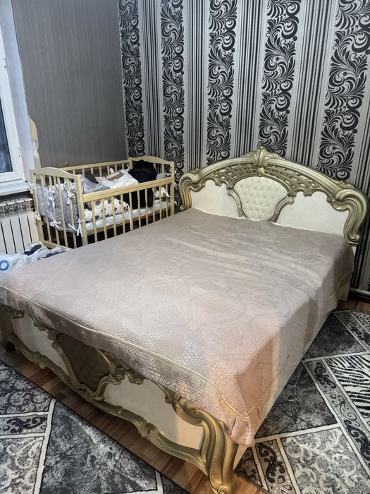 Спальный гарнитур