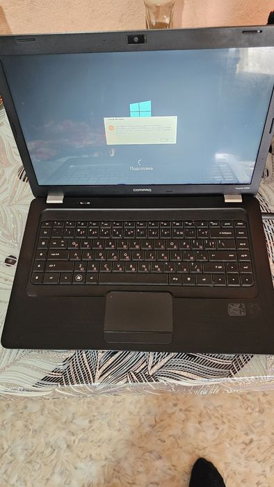 Лаптоп Compaq  Presario CQ56