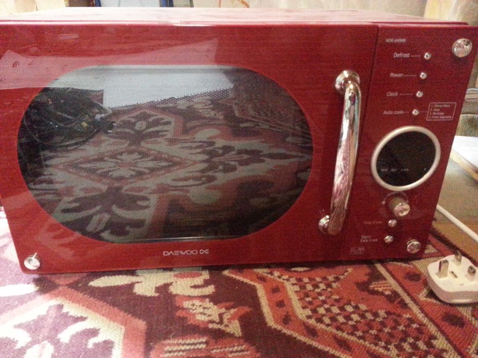 Микровълнова фурна