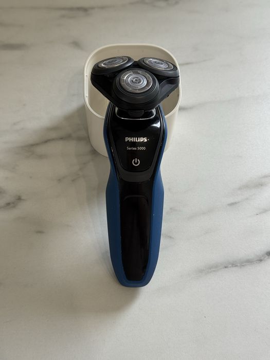 Philips самобръсначка серия 5000
