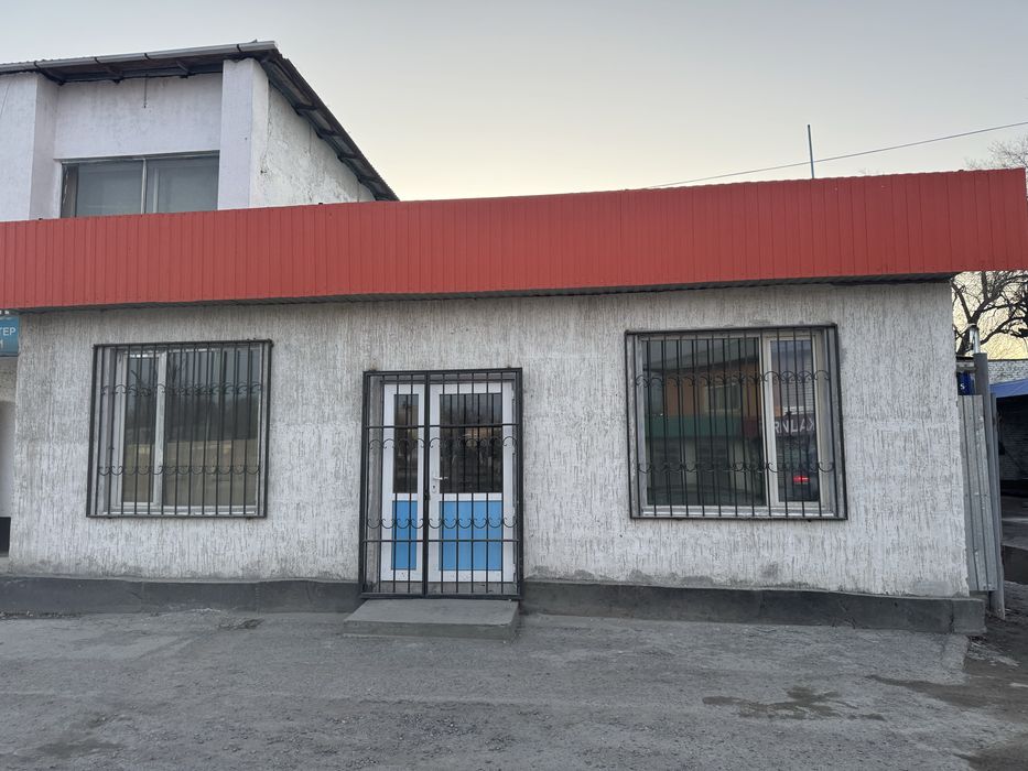 Сдам в аренду коммерческое помещение в центре города