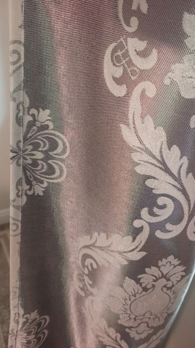 Vând perdele gata cusute
