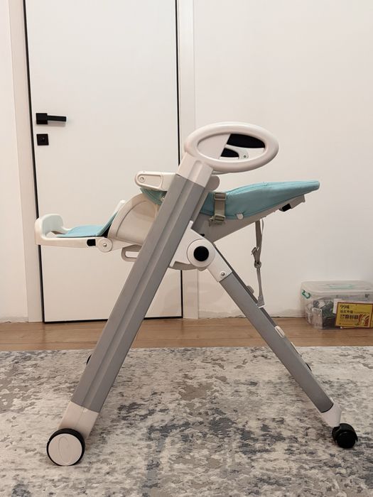 Детский столик для кормления