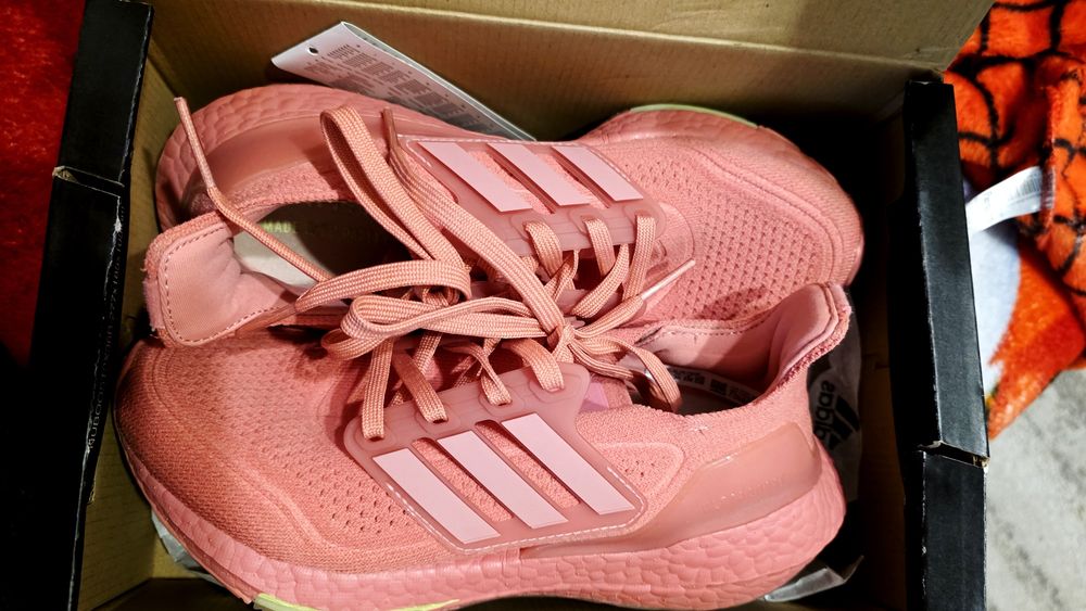 Adidasi Adidas ultraboost 36