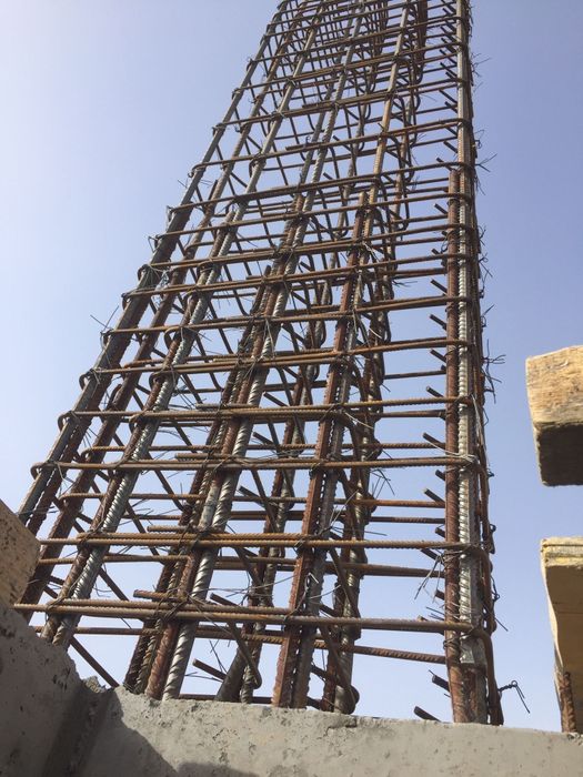 Executam construcții