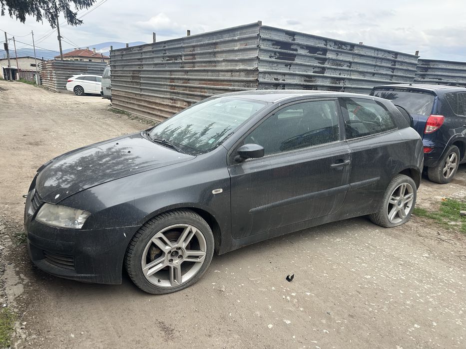 Fiat stilo 1.9JTD - НА ЧАСТИ