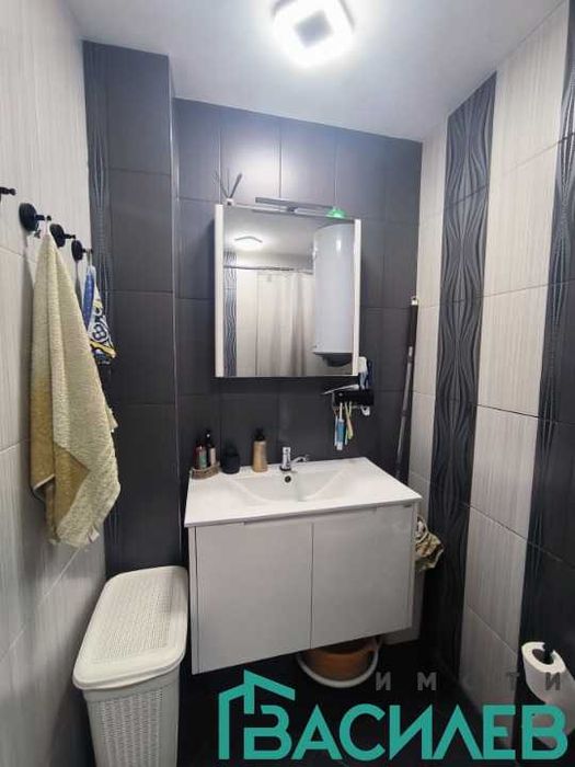 Продава се Тристаен апартамент в София, Център - 88 кв.м за 1391 €/кв.м - Снимка #12