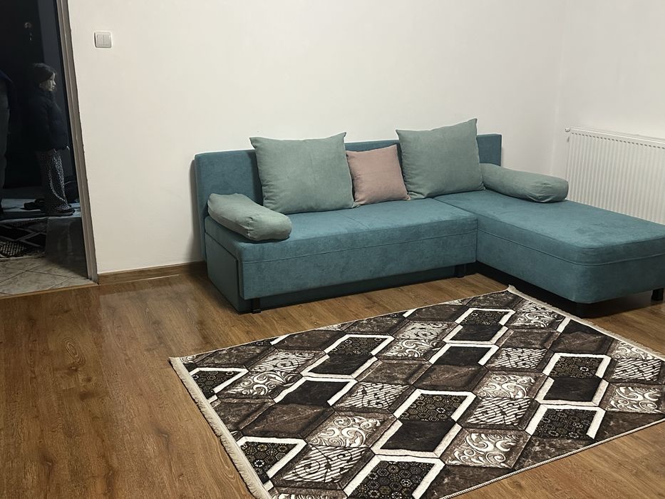 Inchiriez apartament