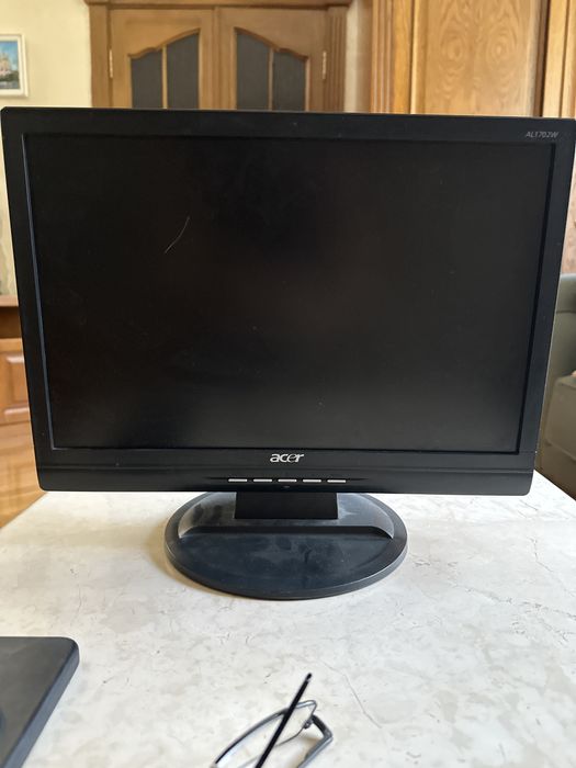 Мониторы б/у в хорошем состоянии