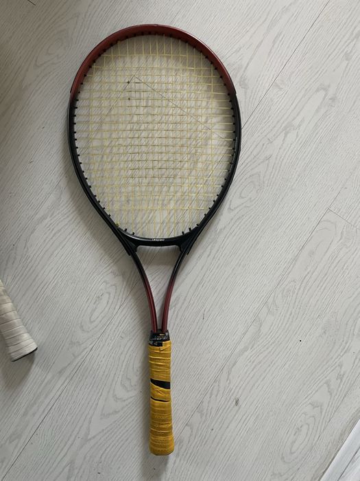 Теннисные ракетки , целые , дешево! По 49.999 за штуку