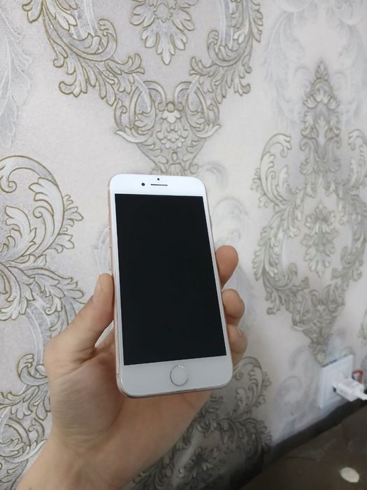 Iphone 8 ideal srochni