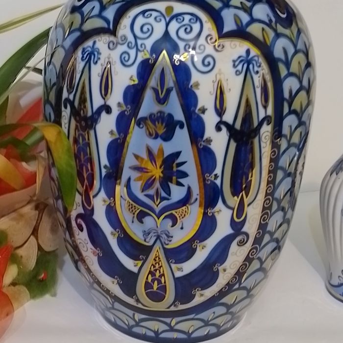 Руски порцелан ваза