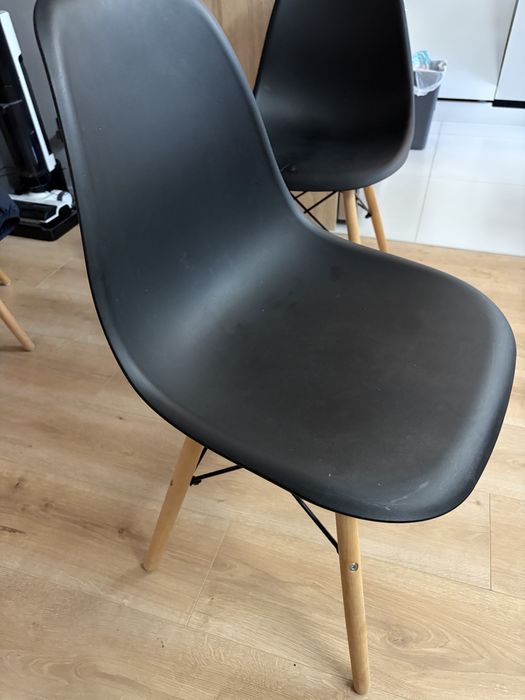 Продам 4 стула в хорошем состоянии