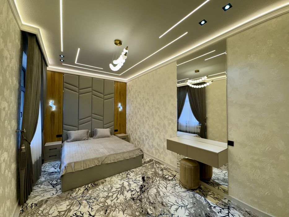 3х комнатная квартира, на 4 этаже. Рудакий.