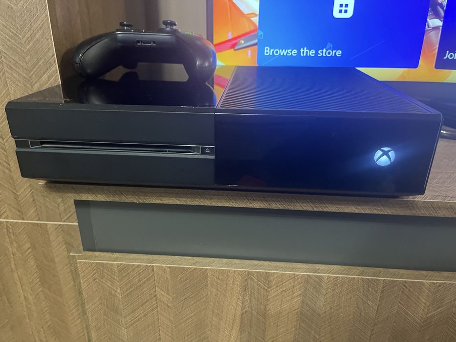 Xbox one в отлично състояния