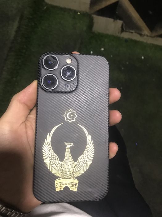 Iphon xr 15 pro korpusda