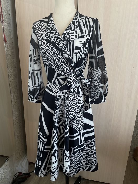 Продам платье Beefree