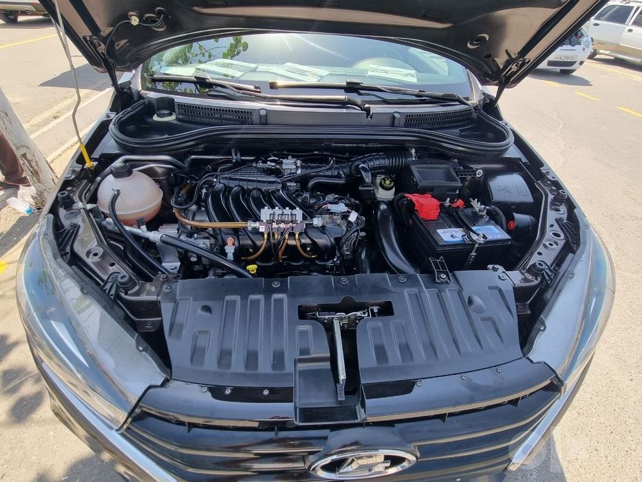 Lada vesta sw cross 1.6 variyator