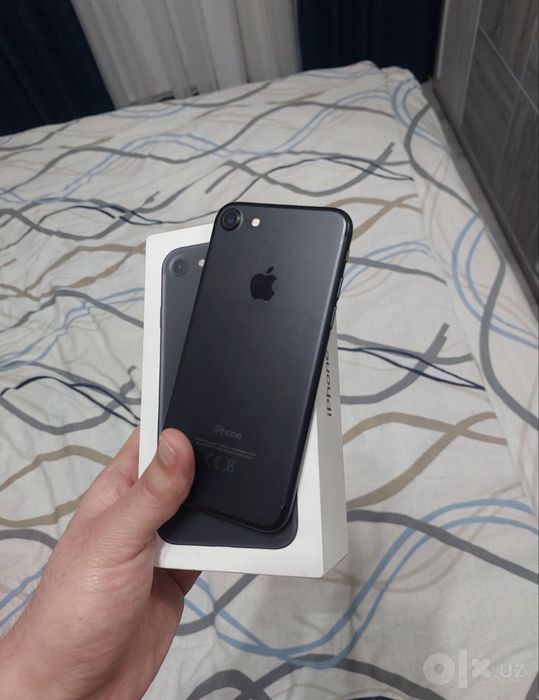 Iphone 7 128gb ideal sotiladi. Radnoy zor