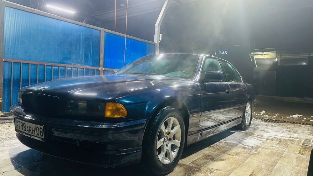 Авто бмв е38 1996