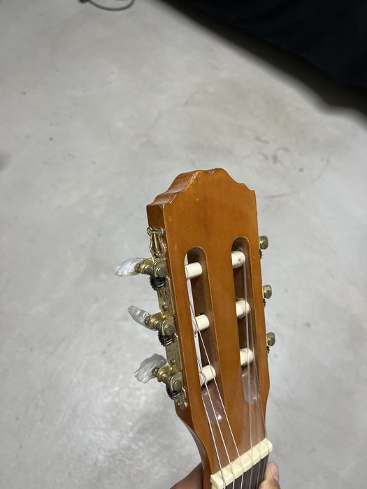 Гитара продается.