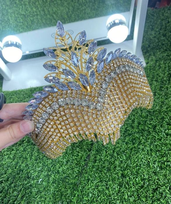 Kelinlar uchun asal tillaqoshlar