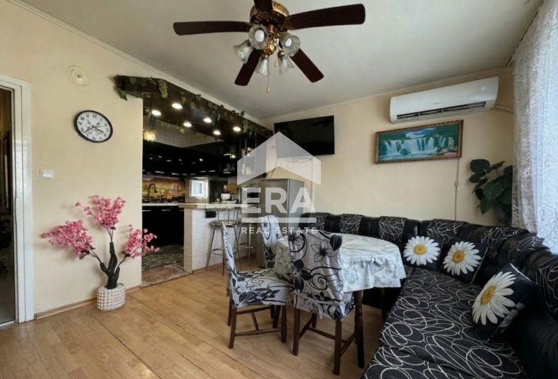 Продава се Многостаен апартамент в Силистра, Римска гробница - 137 кв.м за 869 €/кв.м - Снимка #6