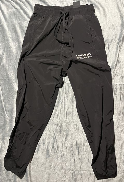 Pantaloni Made By Society