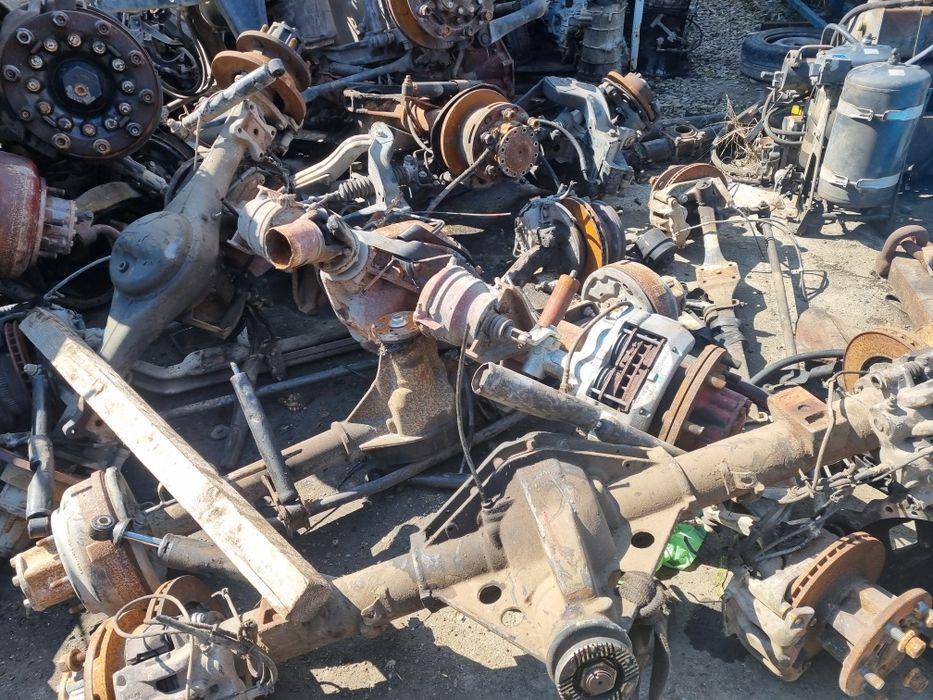 Vând punți de mercedes sprinter ford tranzit iveco daily nissan atleon