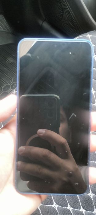 Продам Samsung S25 12/256