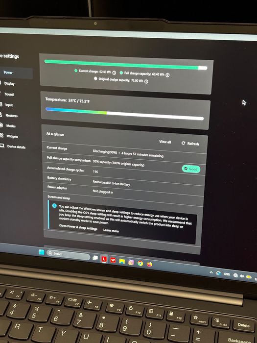 Lenovo Yoga Pro 7 14APH8 | Ryzen 7 7840HS | 32GB RAM | 1TB SSD | 2.5K | Baterie 95%