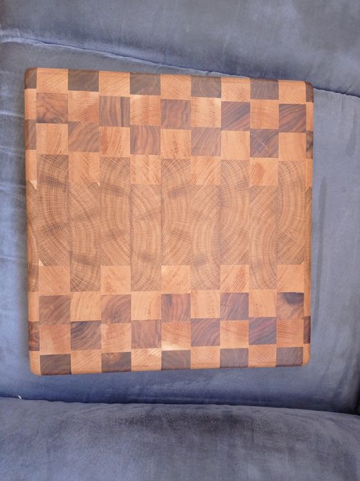 Ръчно изработени кухненски дъски за рязане, поднасяне или декорация.