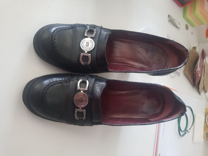 Туфли чёрные кожаные 37 р