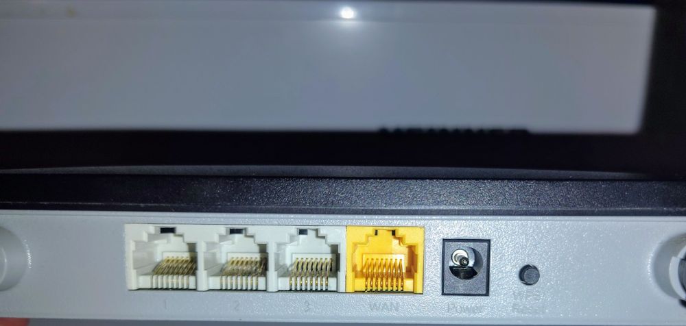 Router Mercusys AC12G